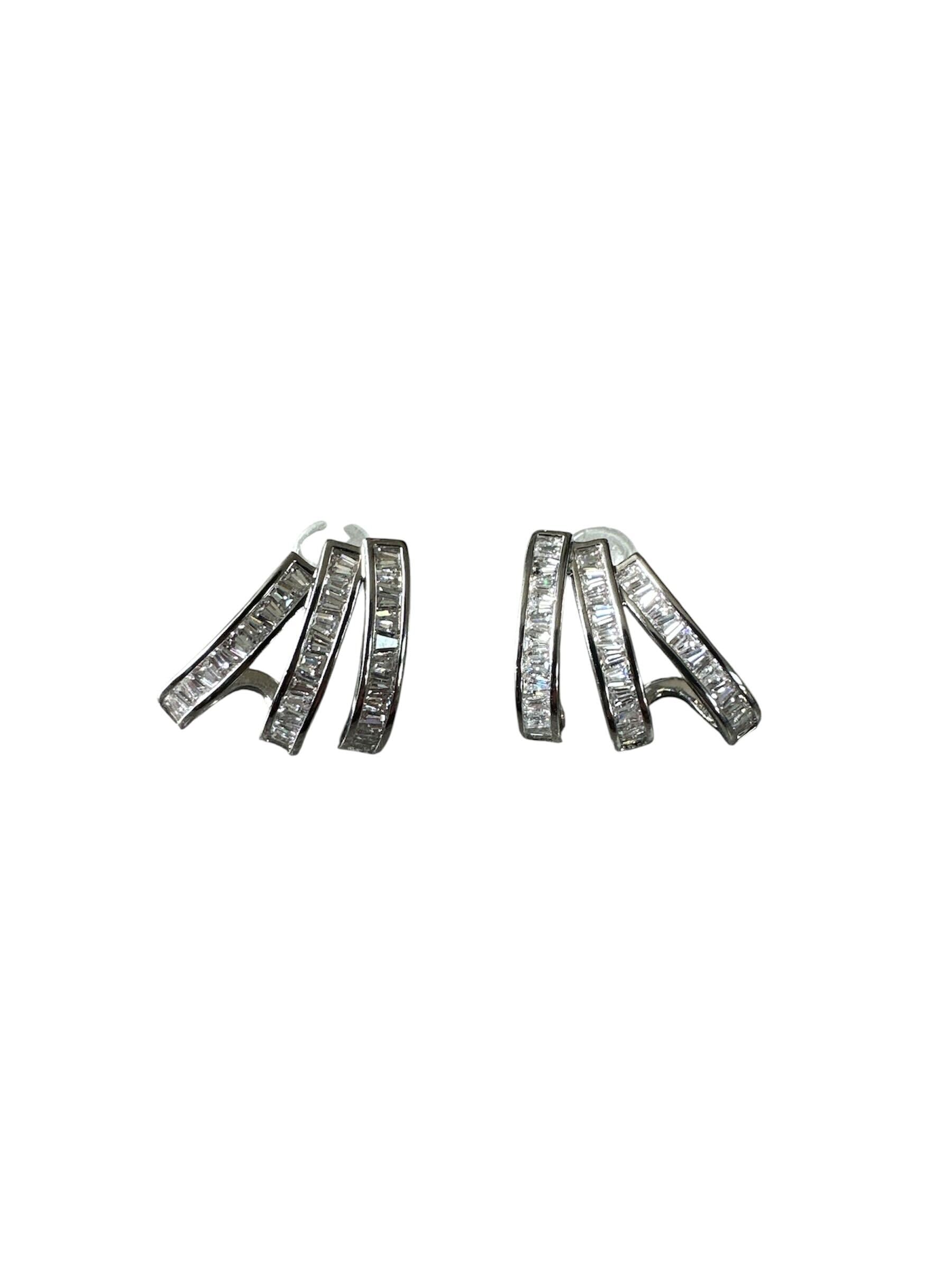 Boucle d'oreille en stainless