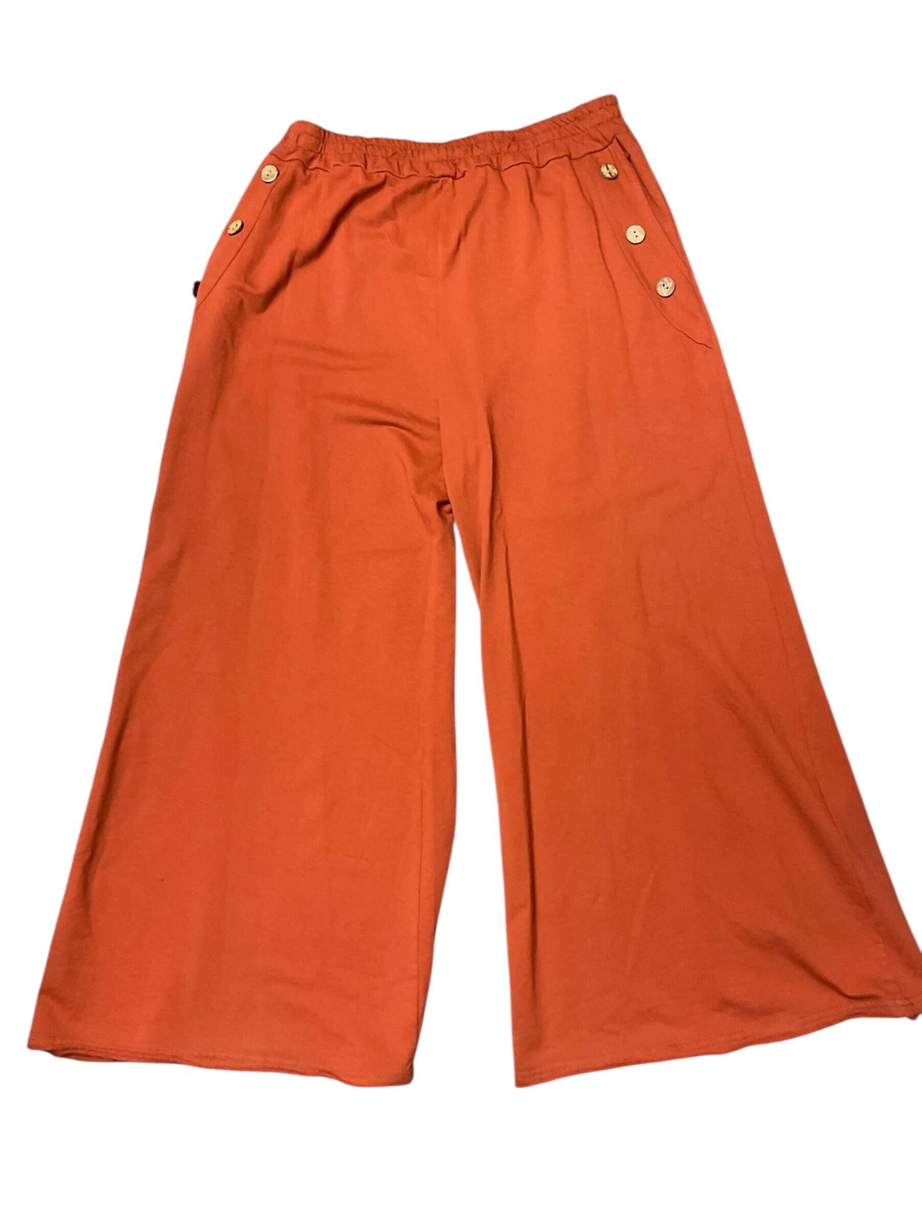 Pantalon avec bouton sur les poches