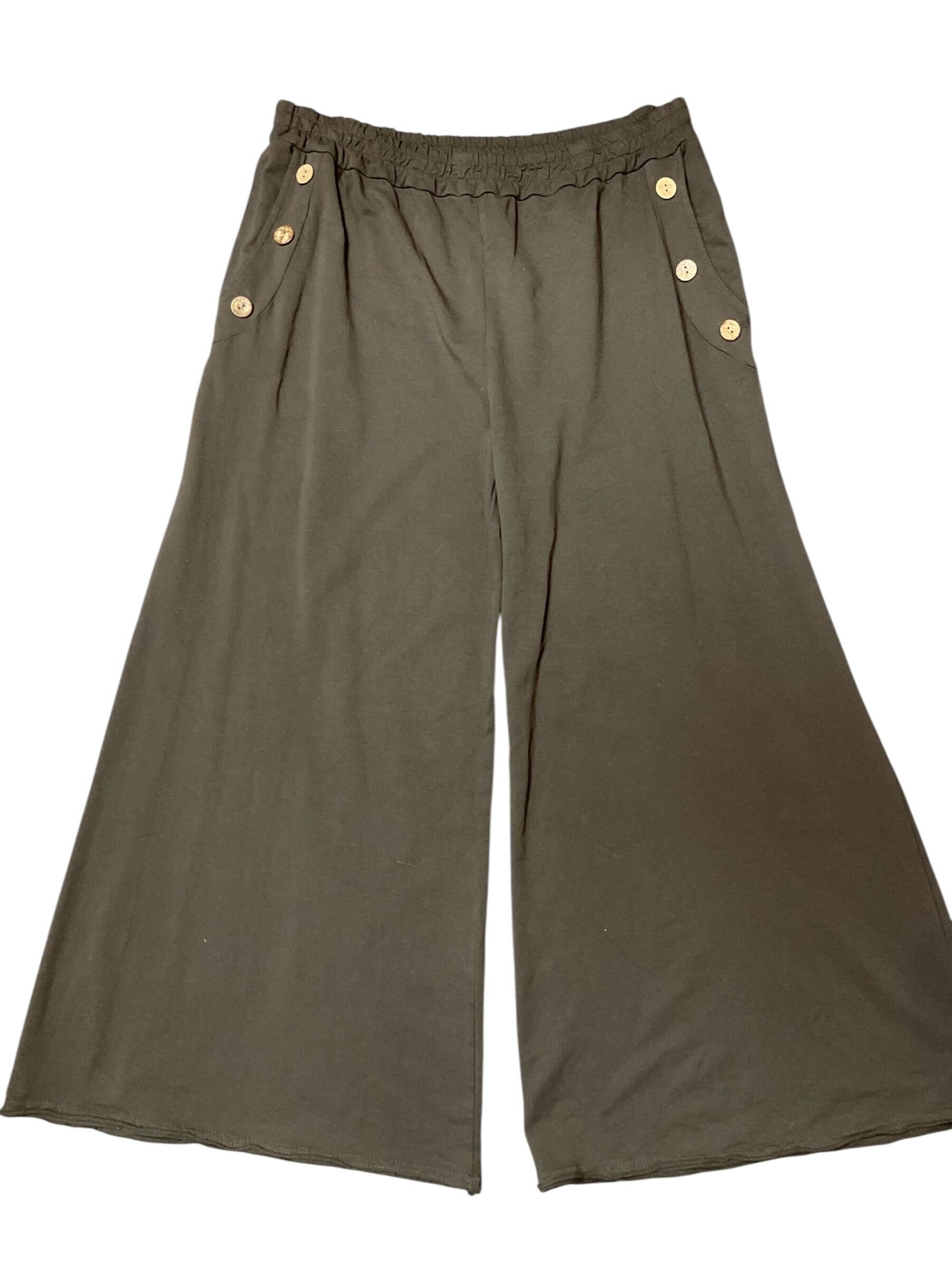 Pantalon avec bouton sur les poches