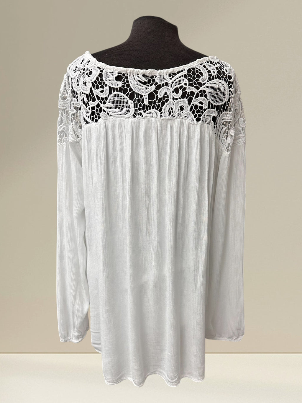 Blouse avec dentelle