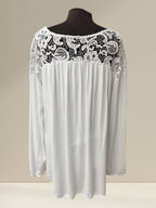 Blouse avec dentelle