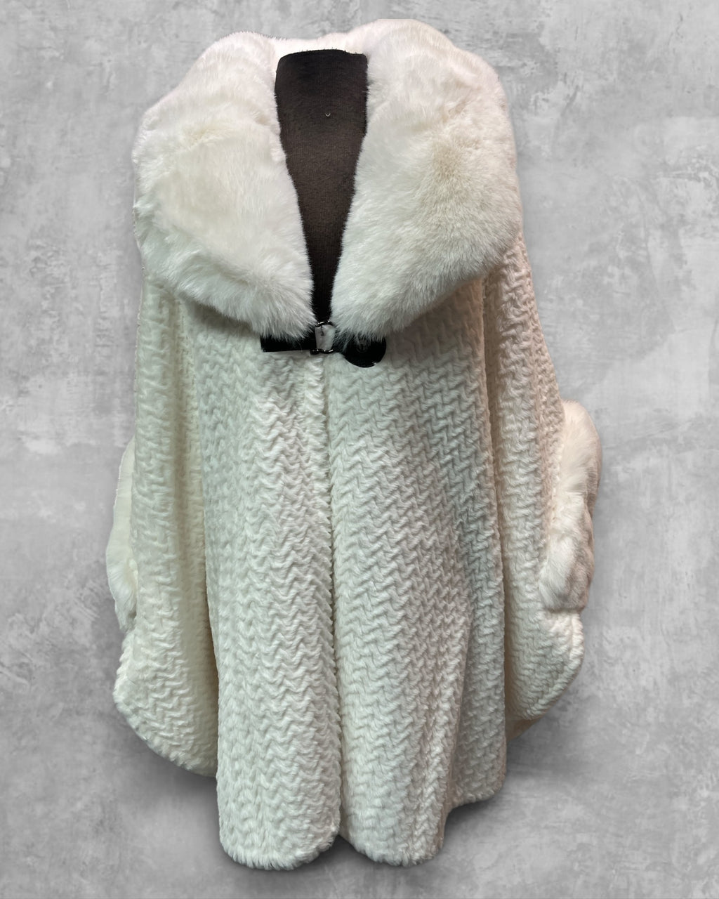 Poncho Cape (Fausse Fourrure)