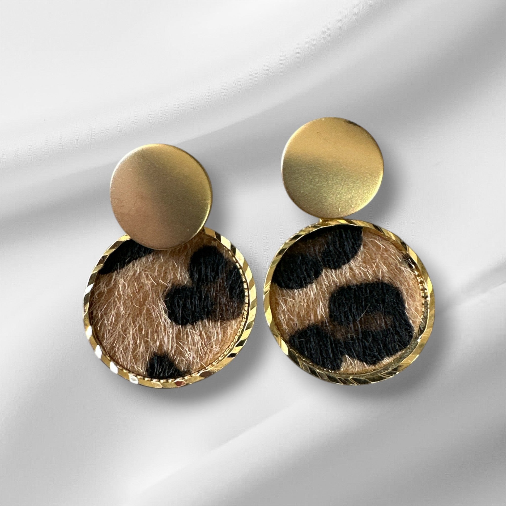Boucle d'oreille motif animal