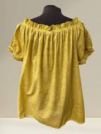 Boutique Sylbelle Blouse jaune moutarde épaules dénudées en coton avec broderie florale et manches volantées