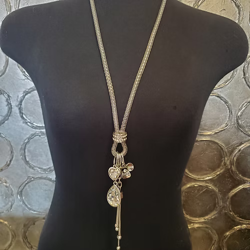 Collier et boucle d'oreille en inox avec pendentif