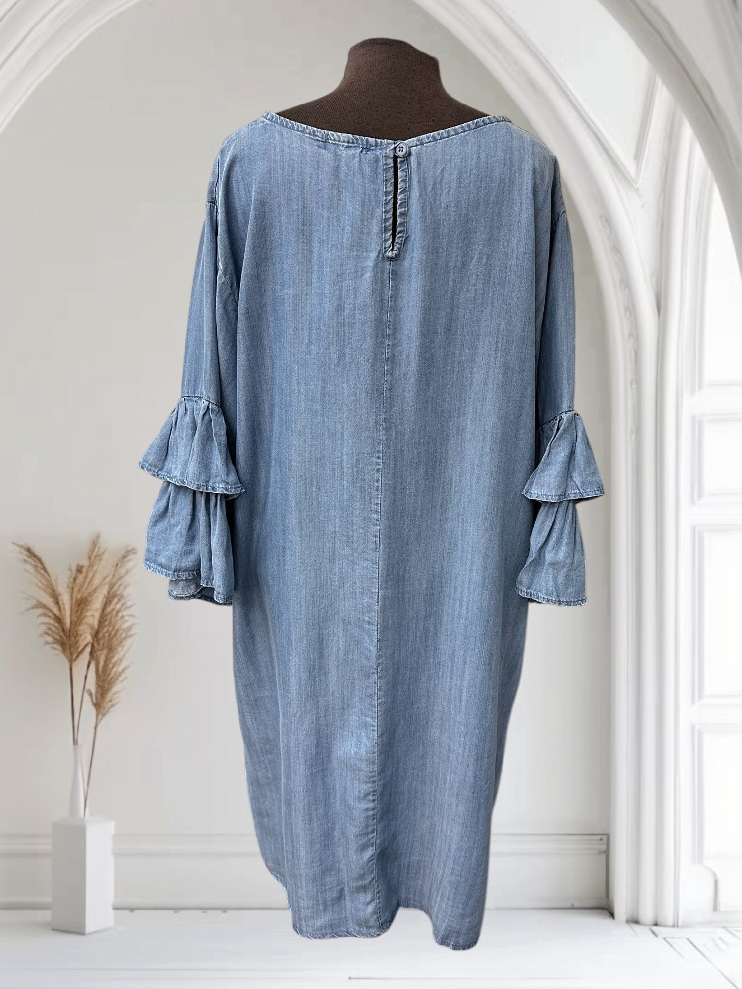 Robe en tencel (manches volants)