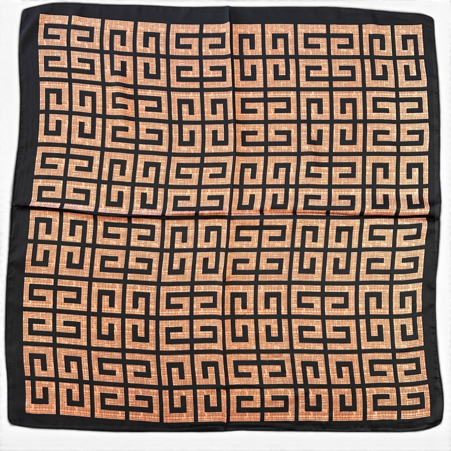 Foulard carré (satiné)
