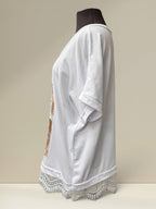 T-shirt (dentelle dans le bas)
