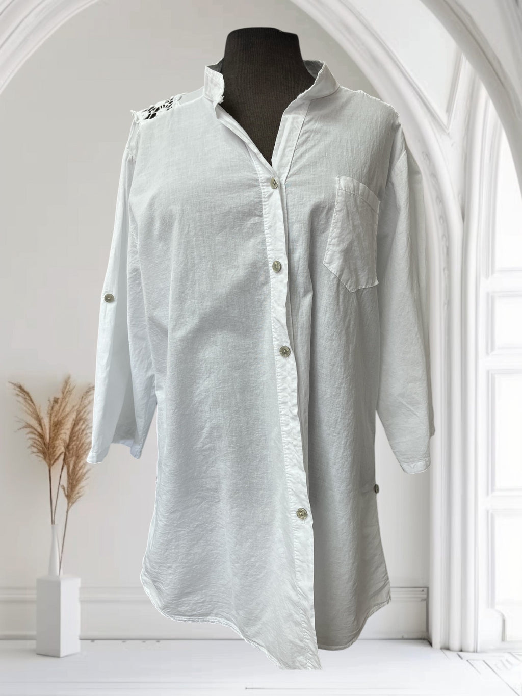 Blouse brodée