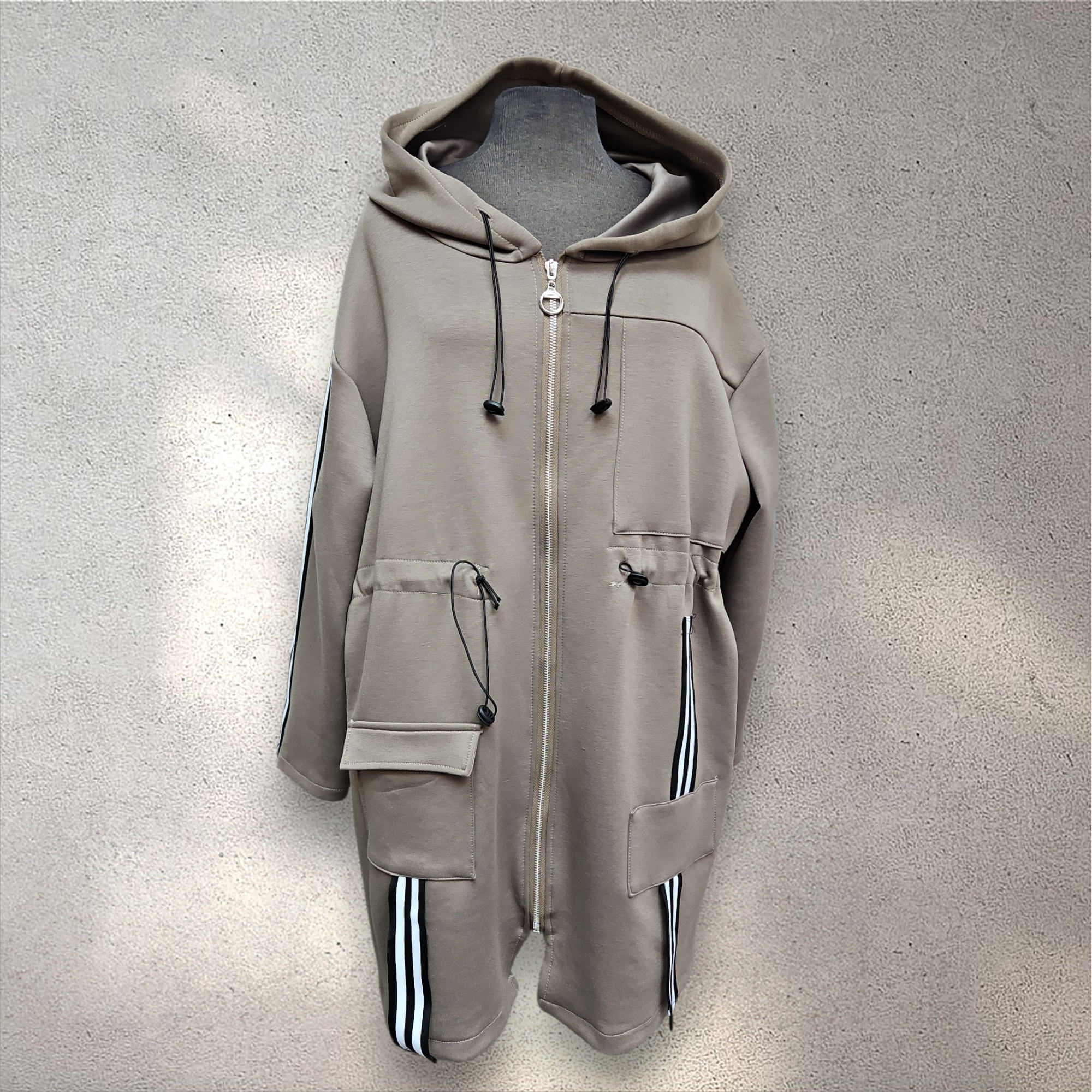 Veste longue à capuchon