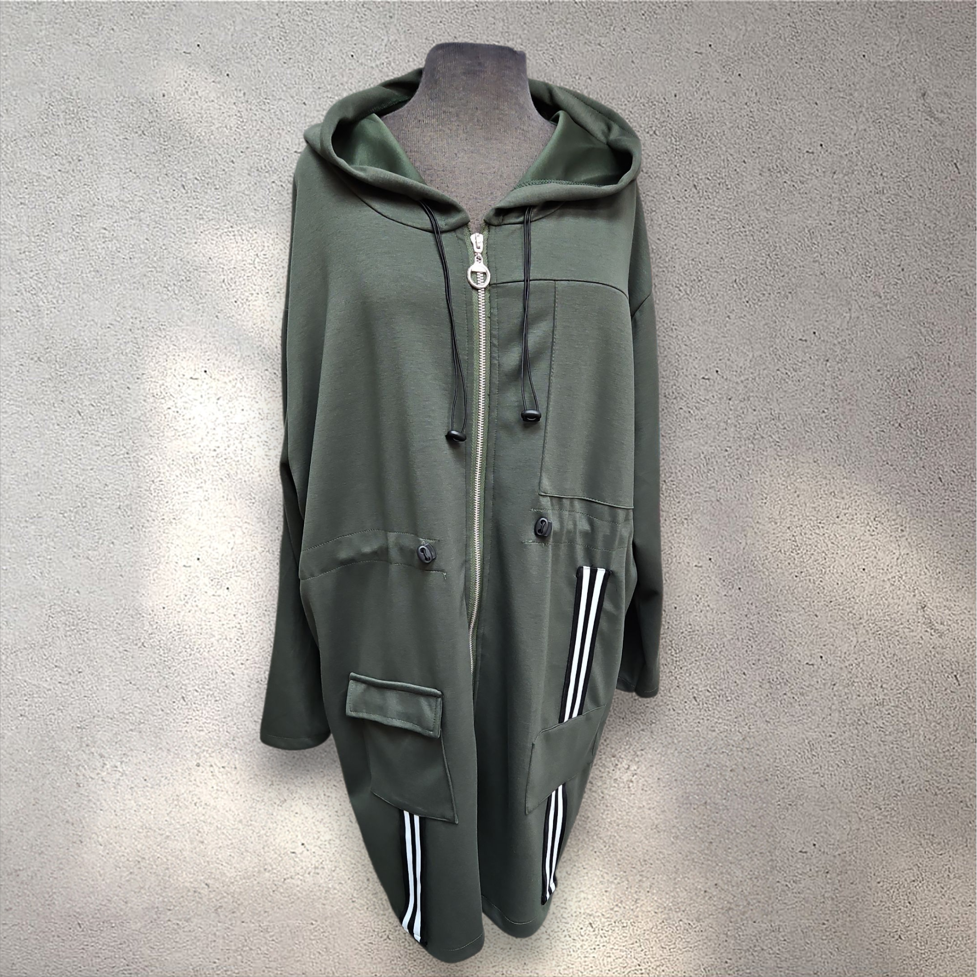 Veste longue à capuchon