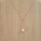 Collier avec une perle