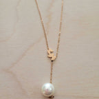 Collier avec une perle