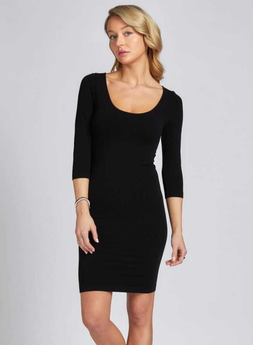 Robe Manche 3/4 (c'est moi)