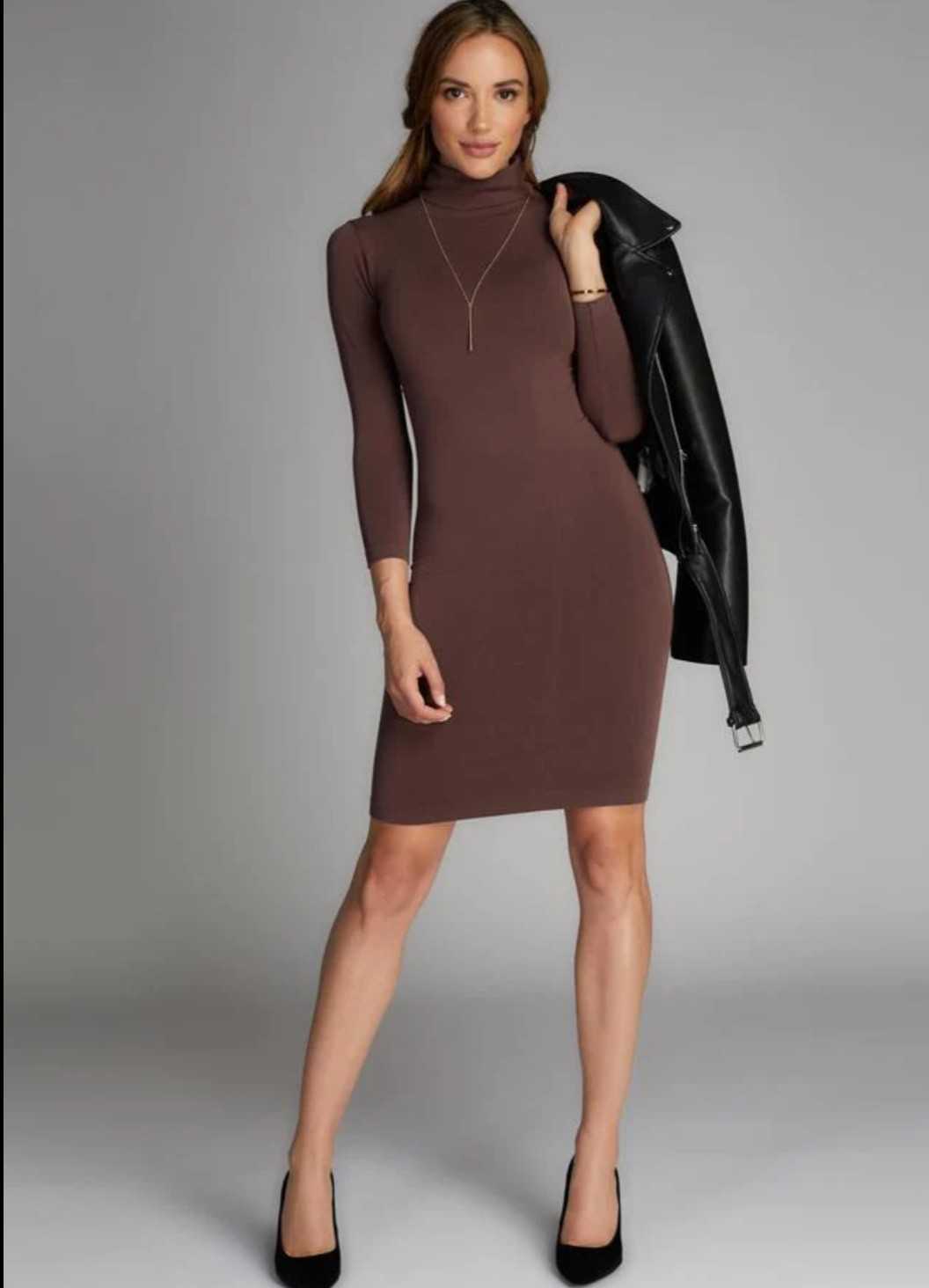 Robe (Turtleneck) (C'est moi)